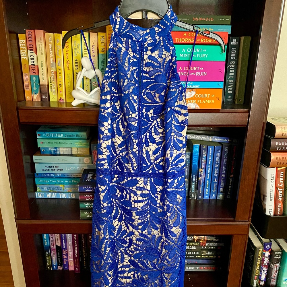 Gorgeous Blue Lace Midi Dress